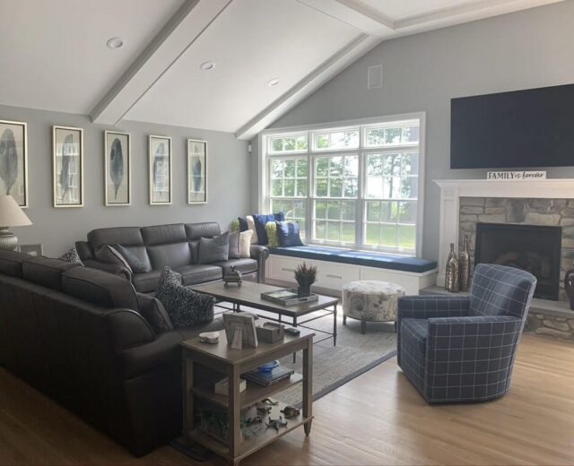 Farmhouse Family Room | Avantte Interior Design